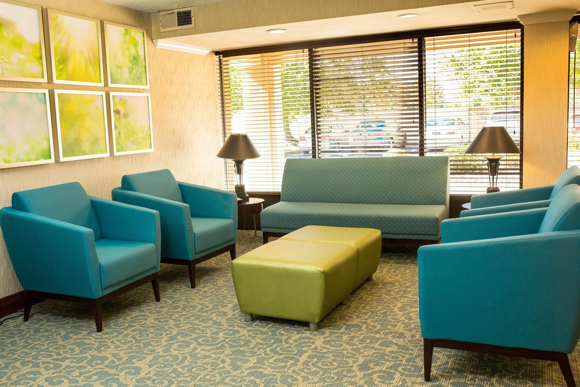 Days Inn By Wyndham Newark Wilmington Exteriör bild