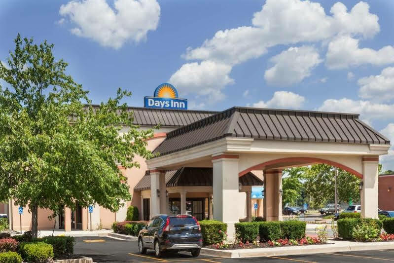 Days Inn By Wyndham Newark Wilmington Exteriör bild